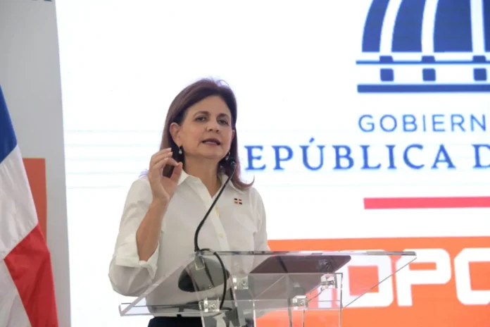 Vicepresidenta Raquel Peña inaugura nuevas vías de acceso en Río San Juan y provincia Duarte 2